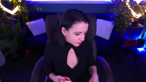 Snapshot of dafni_mon chatting on March 3, 6:42 am Dafni Mon online show from March 3, 6:42 am