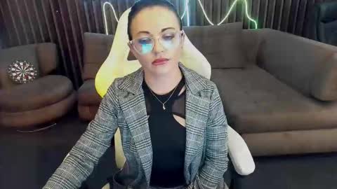 Snapshot of dafni_mon chatting on September 19, 5:39 am Dafni Mon online show from September 19, 5:39 am