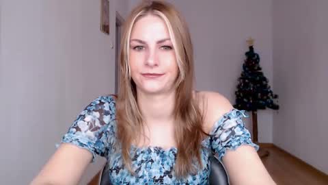 Snapshot of dagmariepiquant chatting on December 28, 7:55 am Dagmarie online show from December 28, 7:55 am