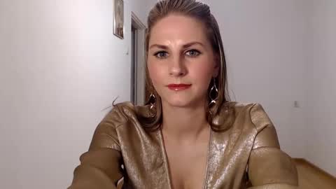 Snapshot of dagmariepiquant chatting on December 9, 9:16 pm Dagmarie online show from December 9, 9:16 pm