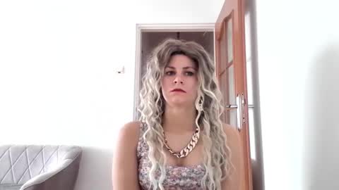 Snapshot of dagmariepiquant chatting on March 7, 8:02 am Dagmarie online show from March 7, 8:02 am