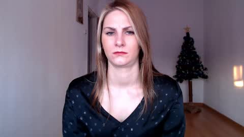 Snapshot of dagmariepiquant chatting on December 30, 7:15 am Dagmarie online show from December 30, 7:15 am