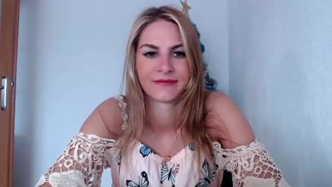 Snapshot of dagmariepiquant chatting on January 18, 7:59 am Dagmarie online show from January 18, 7:59 am