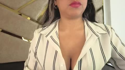 Dahiana  online show from March 25, 12:41 pm