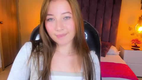 Dahlia online show from November 18, 6:03 am