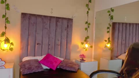 Dahlia online show from February 14, 7:32 am