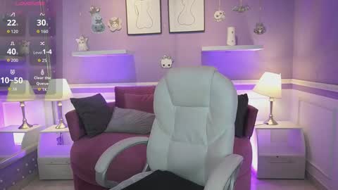 Dahlia Grey online show from October 27, 11:39 am