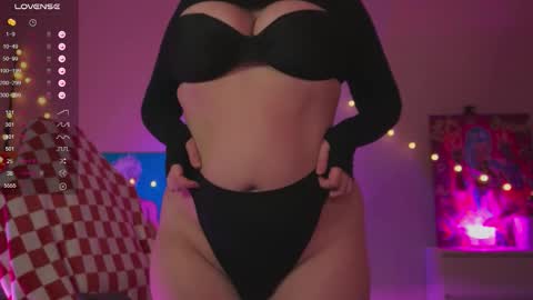 Cute DianaOnline mostly at 8pm-0000 am UK TimeTuesday and Wednesday off online show from January 10, 8:35 pm