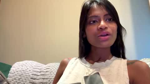 Snapshot of daily_dosessshhhh chatting on February 19, 11:17 am AnnaCeleste online show from February 19, 11:17 am