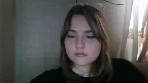 daiquiri_doll online show from December 14, 7:03 am