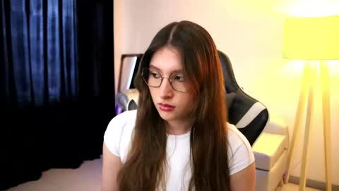 Snapshot of daisha_riley chatting on September 23, 1:53 pm Lauren online show from September 23, 1:53 pm