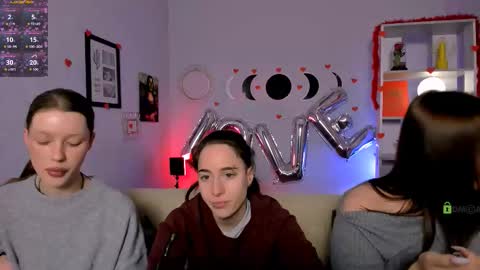 daisy online show from February 7, 8:24 pm