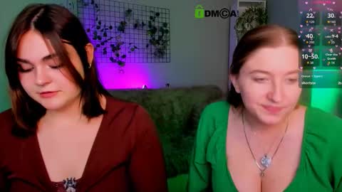 Little Di online show from September 26, 9:45 pm