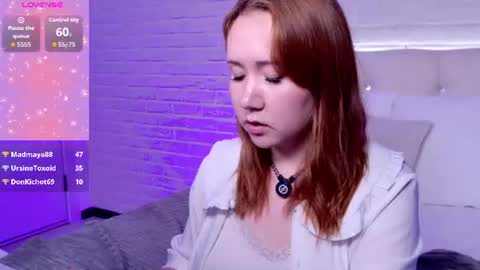 Daisy online show from July 28, 8:52 pm