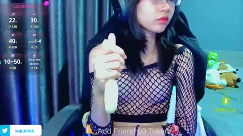 Snapshot of daisybean chatting on December 12, 4:32 pm Daisy online show from December 12, 4:32 pm