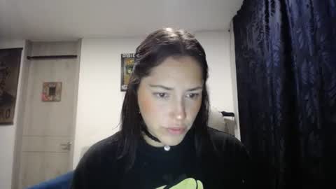 Snapshot of dakota01_ chatting on March 12, 8:41 am IG dakotasofiaa online show from March 12, 8:41 am
