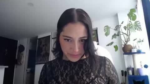 Snapshot of dakota01_ chatting on February 4, 12:00 pm IG dakotasofiaa online show from February 4, 12:00 pm