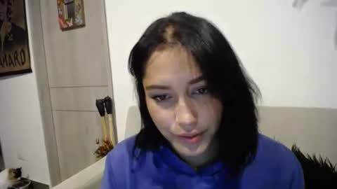 Snapshot of dakota01_ chatting on December 14, 3:17 am IG dakotasofiaa online show from December 14, 3:17 am
