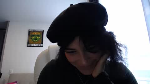 Snapshot of dakota01_ chatting on December 21, 8:43 pm IG dakotasofiaa online show from December 21, 8:43 pm