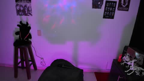 Dakota Crab online show from October 28, 9:52 pm