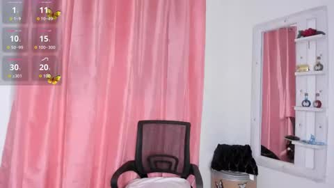 Snapshot of dakota_jenkins chatting on September 21, 4:44 am janeth online show from September 21, 4:44 am
