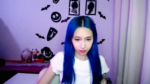 Snapshot of dakota_senju chatting on October 17, 12:36 am Maca online show from October 17, 12:36 am