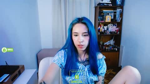 Snapshot of dakota_senju chatting on December 15, 3:34 am Maca online show from December 15, 3:34 am