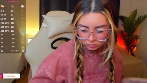 dakottaa__ online show from July 23, 1:58 am
