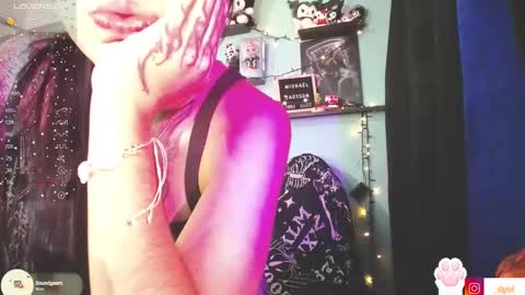 Snapshot of dalia_vorhees chatting on December 19, 11:03 pm dalia_vorhees online show from December 19, 11:03 pm