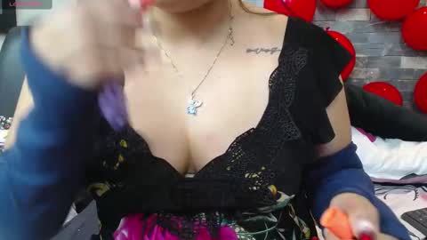 Snapshot of daliadubey chatting on September 21, 12:04 pm dalia dubey online show from September 21, 12:04 pm