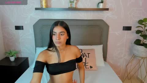 Snapshot of dalila30x chatting on January 17, 12:21 pm Dalila online show from January 17, 12:21 pm