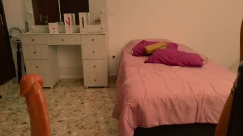 Dalila online show from July 2, 3:34 am