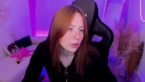damnwitchh online show from July 18, 6:17 am