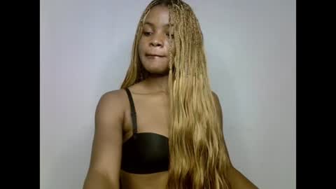 Leah online show from July 28, 7:39 pm