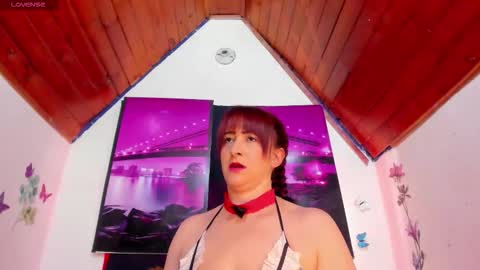 Snapshot of dana_35_ chatting on September 8, 7:24 pm dana online show from September 8, 7:24 pm