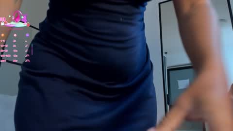 D A N A  online show from February 6, 7:28 pm