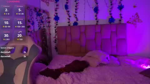 dana online show from June 24, 3:27 am