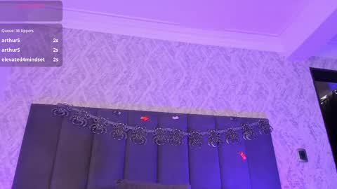 Dana online show from October 4, 8:24 pm