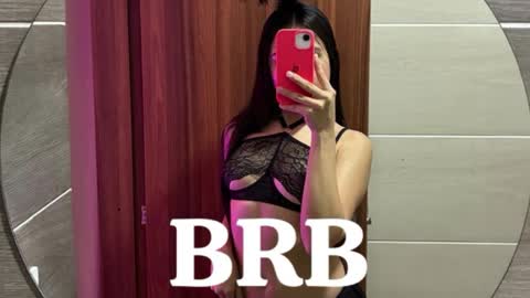 danaa_rouse online show from February 6, 11:19 pm