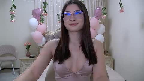 Snapshot of danabatler chatting on February 27, 5:45 am danabatler online show from February 27, 5:45 am