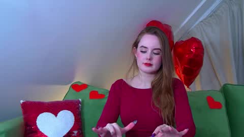 Snapshot of danadrake chatting on February 17, 4:42 am Dana online show from February 17, 4:42 am