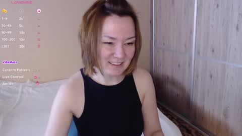 danbie_leen online show from January 19, 10:44 am