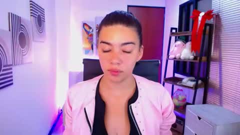 Veronica online show from July 29, 12:05 pm