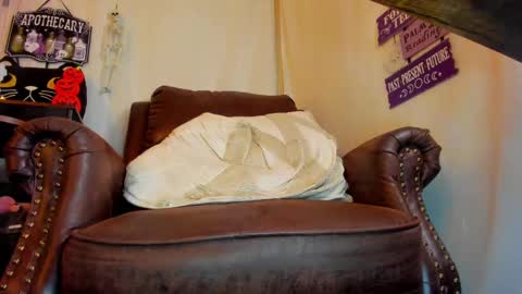 Snapshot of danidollxxx chatting on October 1, 4:50 am danidollxxx online show from October 1, 4:50 am