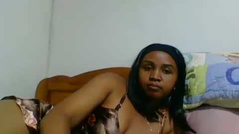 Snapshot of danie80704 chatting on September 27, 10:50 pm danie80704 online show from September 27, 10:50 pm