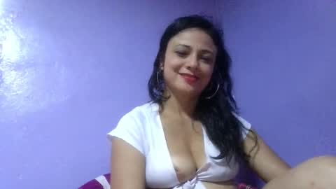 Snapshot of daniela_love1 chatting on October 16, 9:06 pm daniela_love1 online show from October 16, 9:06 pm