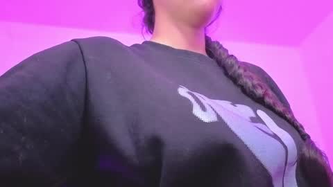 daniela_rivasthl online show from April 9, 6:19 am