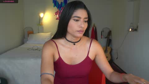 danalle .. online show from December 30, 9:50 pm