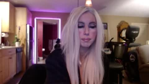 DanikaWhite69 online show from March 1, 2:39 pm