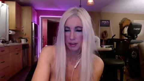 DanikaWhite69 online show from September 10, 6:46 am
